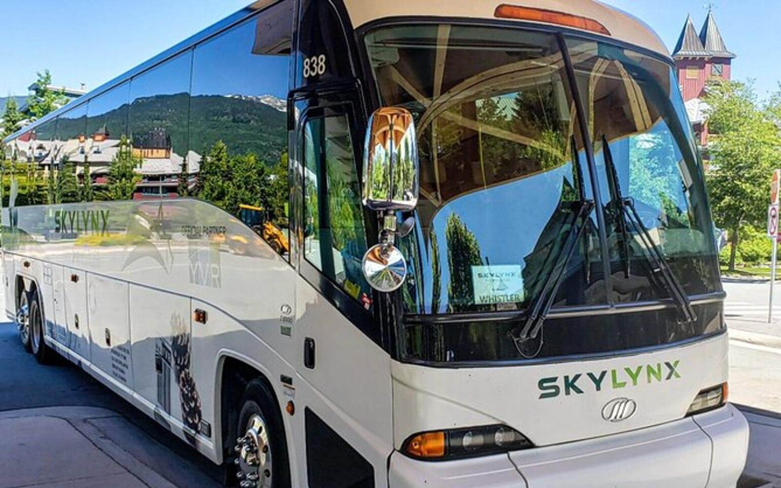 Vancouver to Whistler Bus Options Express Buses, YVR, Downtown